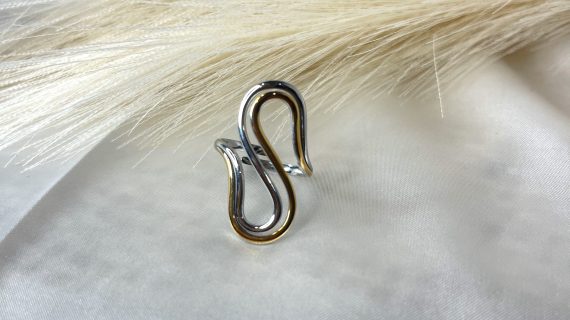 Elvira Ring