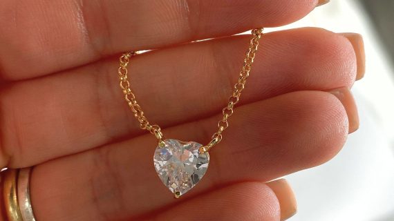 gold heart necklace