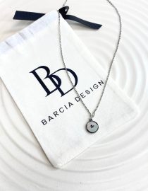 minimal heart necklace